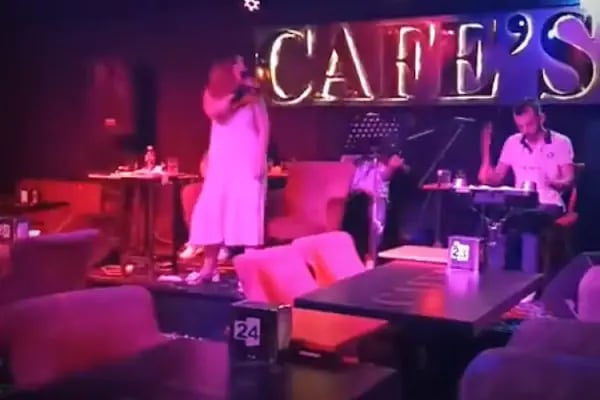 Cafes Bar Cafe - Resim 13