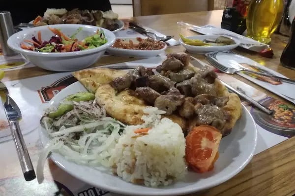 Bahçeli Kardeşler Lokantası - Resim 12