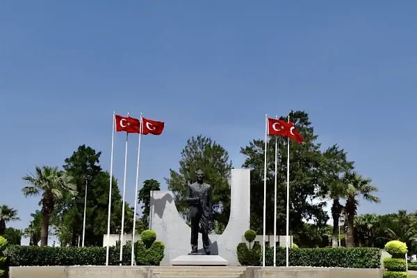 Bahriye Üçok Parkı - Resim 3