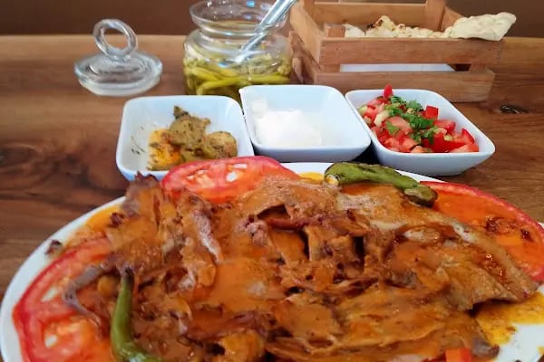 Çinar Döner &amp; Yemek Salonu - Resim 2