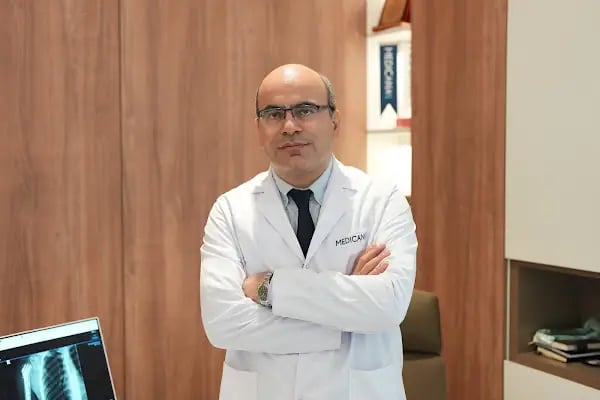 Prof. Dr. Hasan Göçer, Ortopedi Ve Travmatoloji - Resim 1