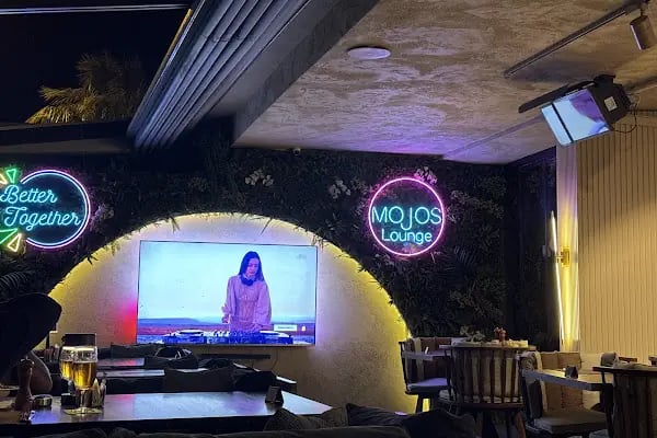Mojos Lounge - Resim 14