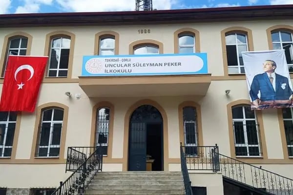 Uncular Süleyman Peker İlköğretim Okulu - Resim 2