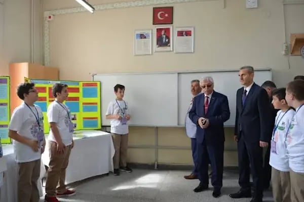 Uncular Süleyman Peker İlköğretim Okulu - Resim 4