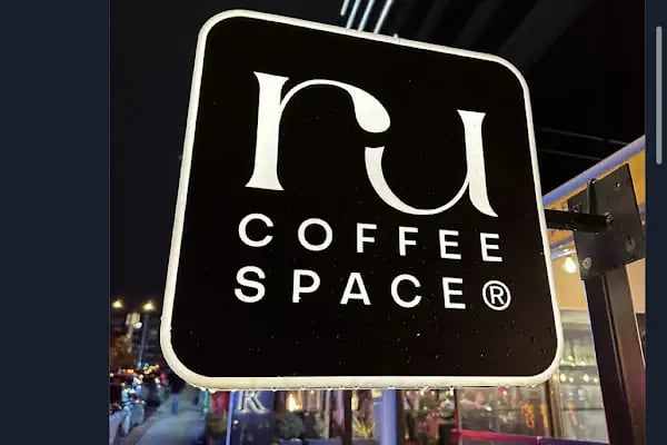 Ru Coffee Space - Resim 3