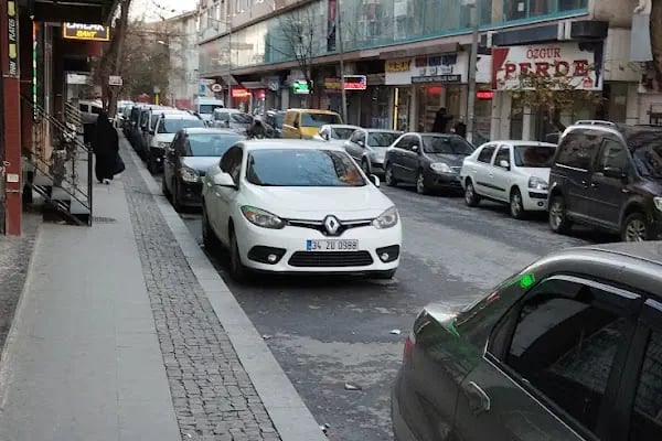 İBB Sefaköy Kapalı Yüzme Havuzu - Resim 11
