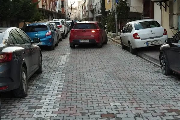 İBB Sefaköy Kapalı Yüzme Havuzu - Resim 12