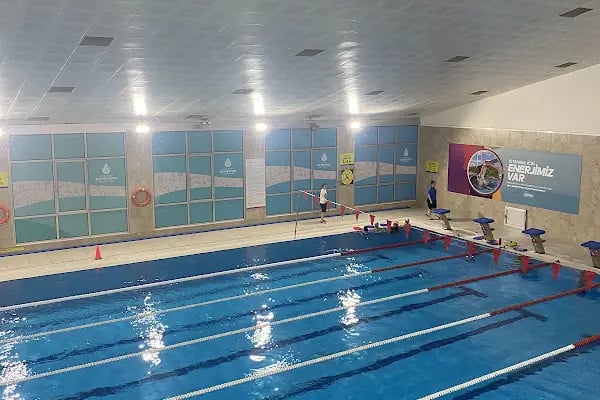 İBB Sefaköy Kapalı Yüzme Havuzu - Resim 4