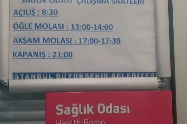 İBB Sefaköy Kapalı Yüzme Havuzu - Resim 14