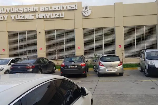 İBB Sefaköy Kapalı Yüzme Havuzu - Resim 3
