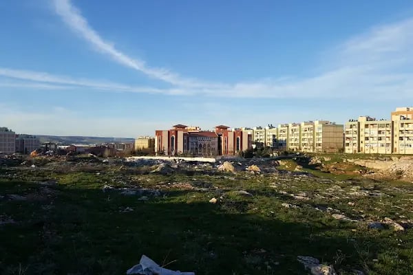 ŞANLIURFA / EYYÜBİYE - TOKİ Şehit Jandarma Komando Er Adnan Yaslı Ortaokulu - Resim 3