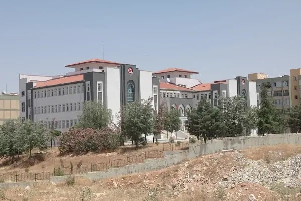 ŞANLIURFA / EYYÜBİYE - TOKİ Şehit Jandarma Komando Er Adnan Yaslı Ortaokulu - Resim 2