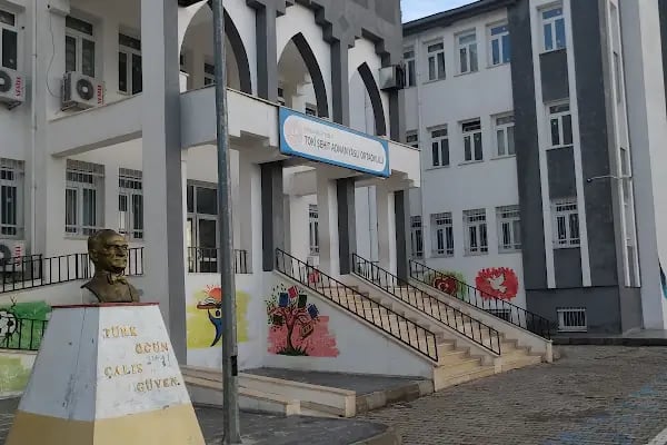 ŞANLIURFA / EYYÜBİYE - TOKİ Şehit Jandarma Komando Er Adnan Yaslı Ortaokulu - Resim 5