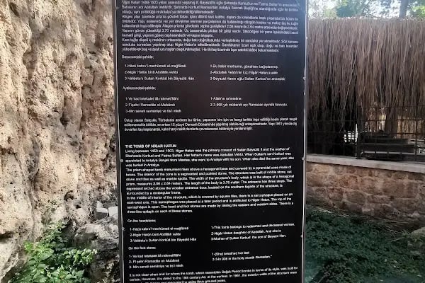 Nigar Hatun Türbesi - Resim 20