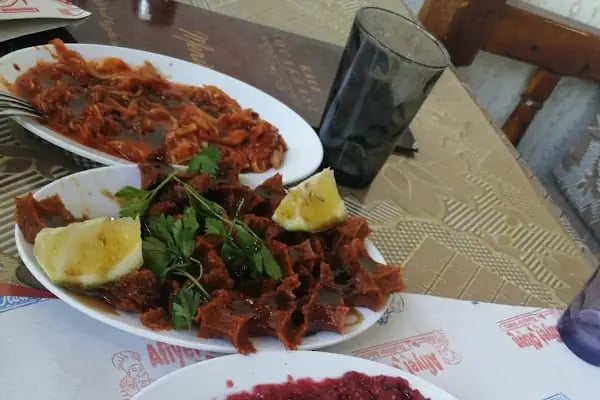 kale ocakbaşı kebap salonu - Resim 19