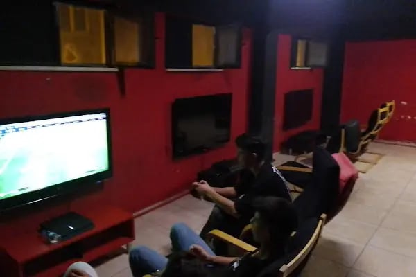 Karaman plastation bilardo salonu - Resim 3