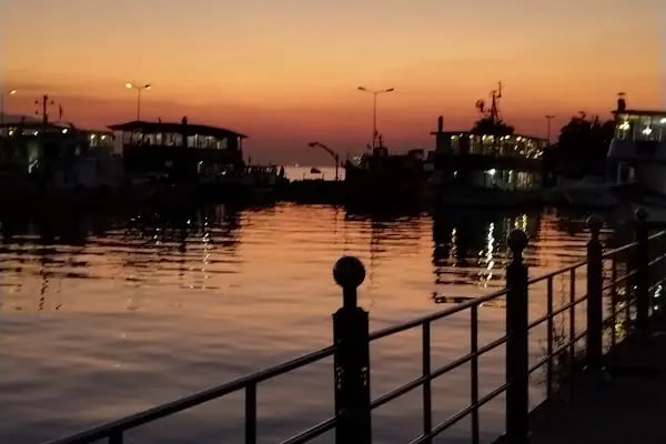 Mavi Körfez Tarihi Eminönü Balıkçısı - Resim 13