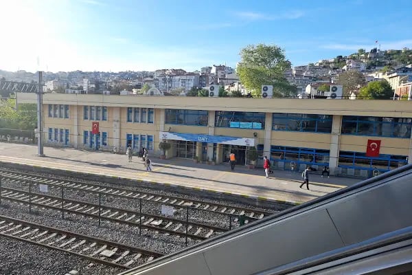TCDD Taşımacılık A.Ş İzmit YHT Gar - Resim 6