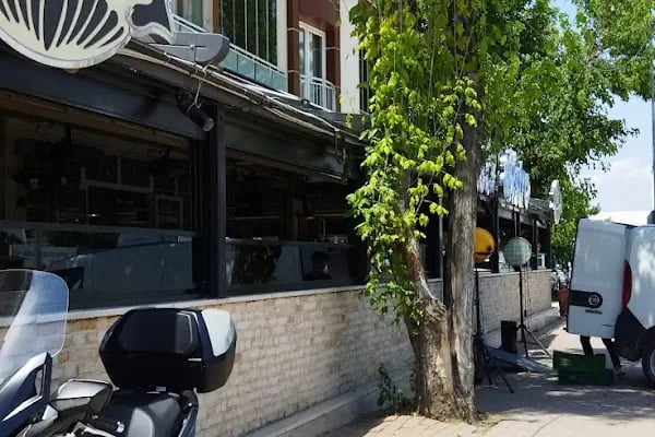 Green Gold Cafe &amp; Bİestro - Resim 17