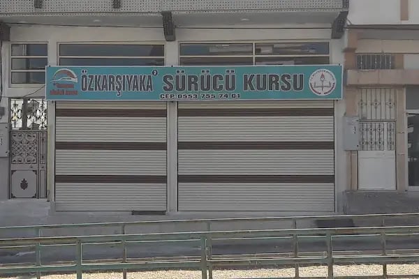 ÖZKARŞIYAKA SÜRÜCÜ KURSU - Resim 1