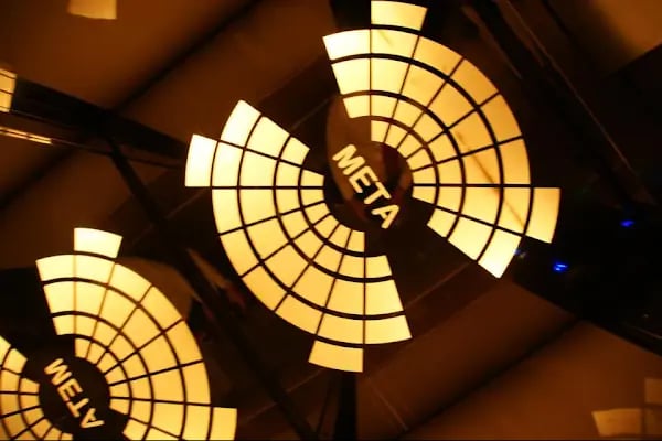 Meta Hotel - Resim 13