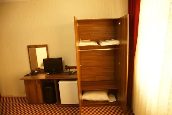 Meta Hotel - Resim 10