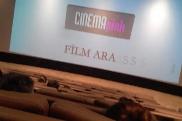 Cinema Pink - Resim 7