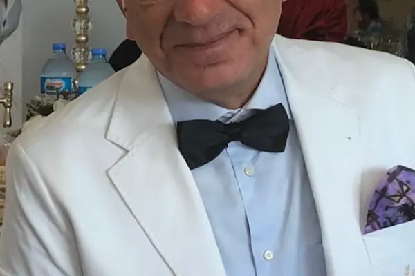 Op. Dr. Hakan Bayraktar MD, Mr.Sci.PHD - Resim 2