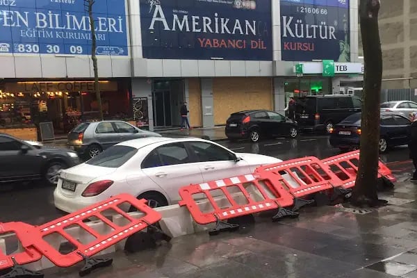 Güneşli Amerikan Kültür İngilizce Kursu - Resim 3