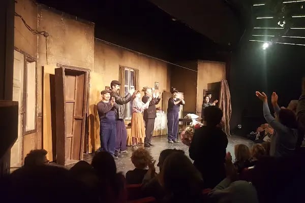 Ankara Sanat Tiyatrosu - Resim 4