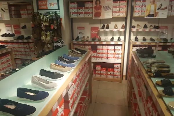 FLO Alanya Cadde Mağazası - Resim 17