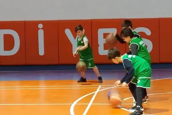 Mamak Yüzme Havuzu - Resim 18