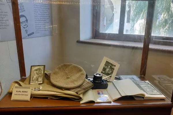 İzmir Basın Anı Evi - Resim 19