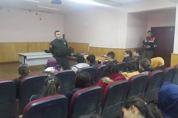 Feke Lisesi - Resim 10
