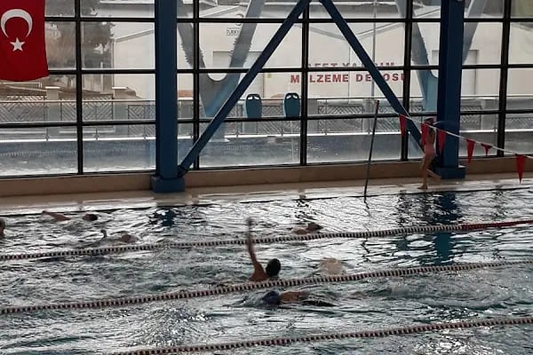 T.C. Buca Belediyesi Olimpik Yüzme Havuzu - Resim 2