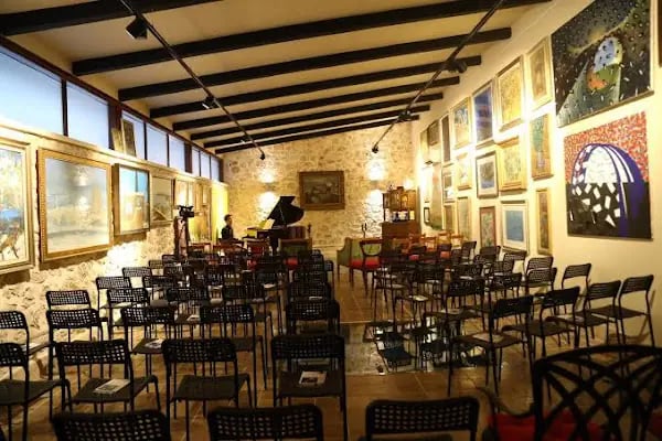 Kauçuk Hotel - Resim 6