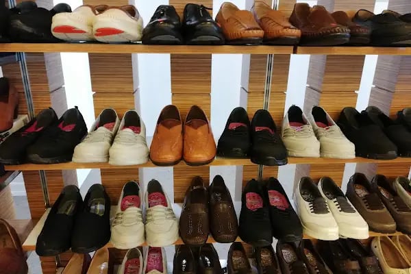 FORELLİ ARNAVUTKÖY FABRİKA SATIŞ MAĞAZASI - Resim 5