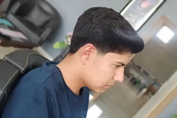 Yasin Özer Barber Clup - Resim 8