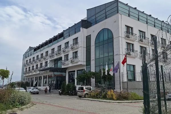 HATTUŞA SARAY PARK - Resim 4