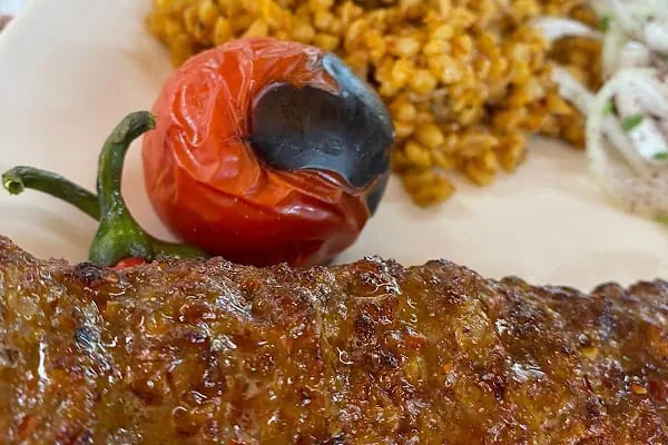 Kadim Döner Kebap Burger - Resim 9