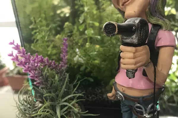 Simge Kuaför Saç Tasarım ve Saç Kaynak Merkezi - Resim 14