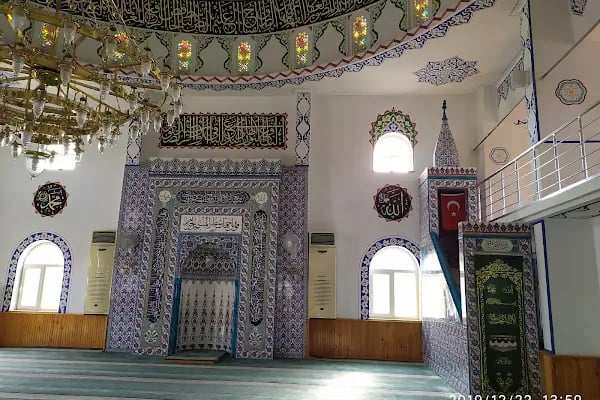 Hazreti Evubekir Cami - Resim 9