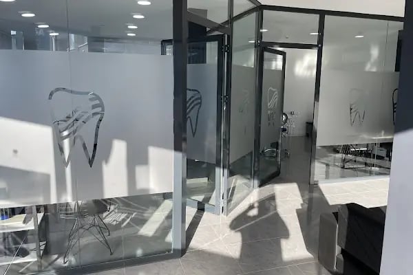 Klinik Adalar Ağız ve Diş Sağlığı Merkezi - Resim 5