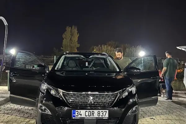 Route 44 Self Servis Araç Yıkama İstasyonu - Resim 19