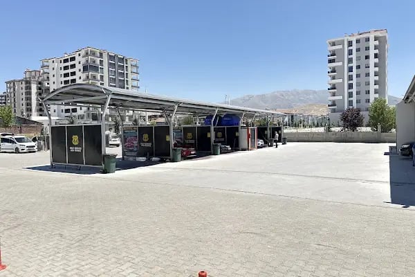 Route 44 Self Servis Araç Yıkama İstasyonu - Resim 5