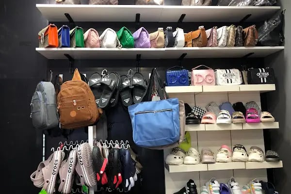 Aristocrat Shoes and Bag Store Ayakkabı ve Çanta Mağazası - Resim 20