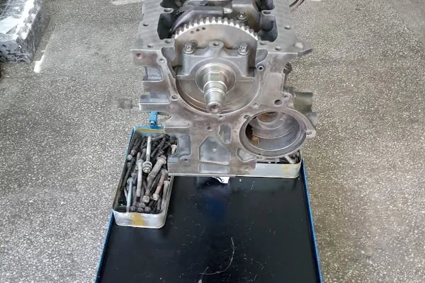 Oto dinamik tamir ve bakım servisi DYNAMİC CAR SERVİCE - Resim 16