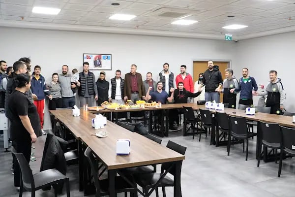 TEVFİK LAV SPOR TESİSLERİ - Resim 11