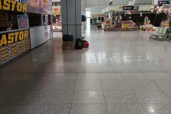 Osmaniye Sehirlerarasi Otobus Terminal - Resim 3