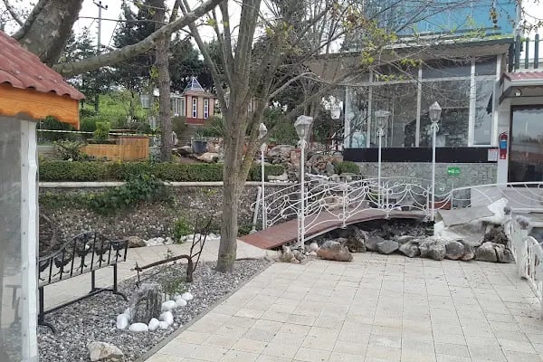 Şen Kristal Düğün Salonu &amp; Şen Bahçe Kahvaltı ve Cafe - Resim 10